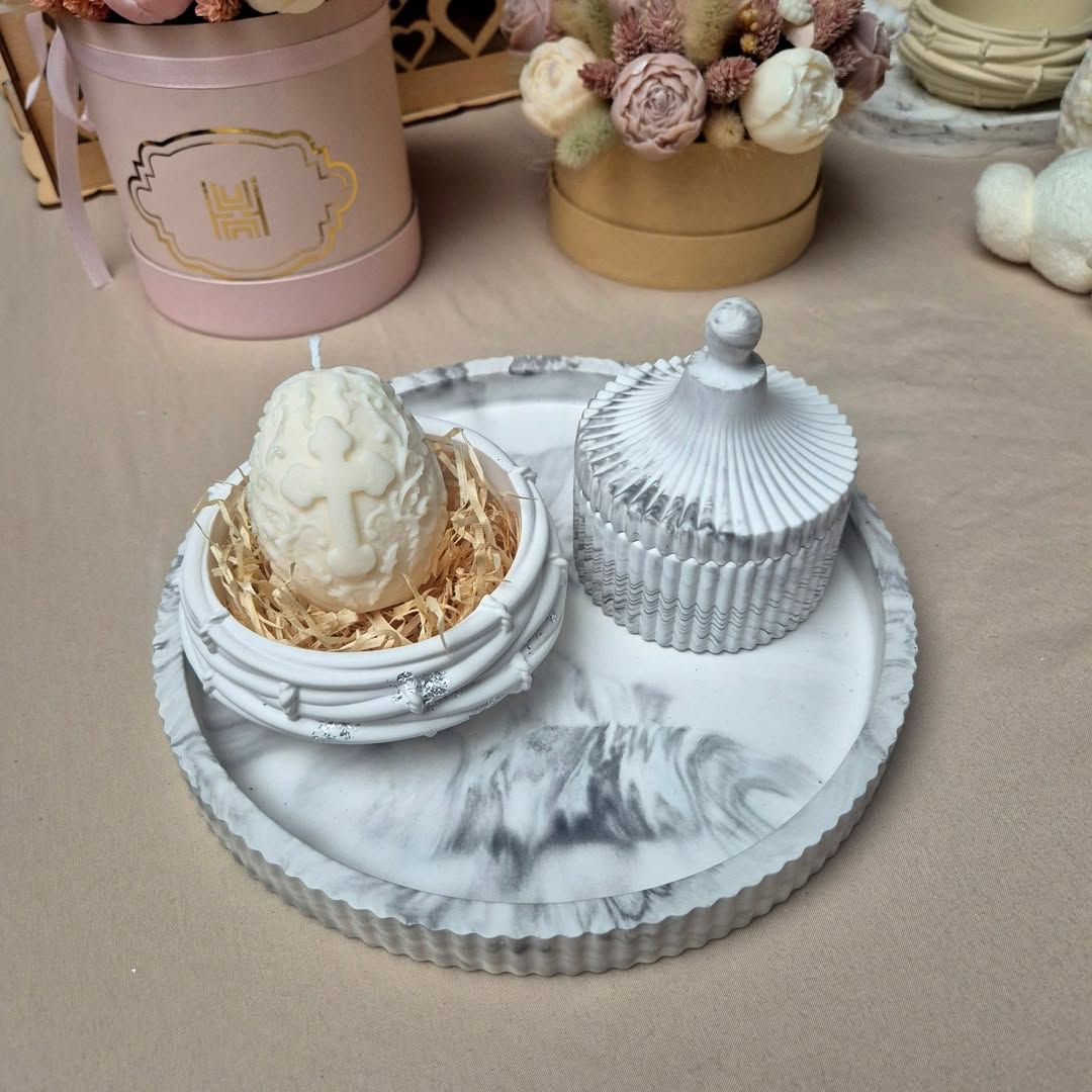geriefelte Schale